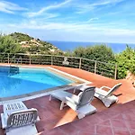 Casa Rosa Blu * Costa Paradiso